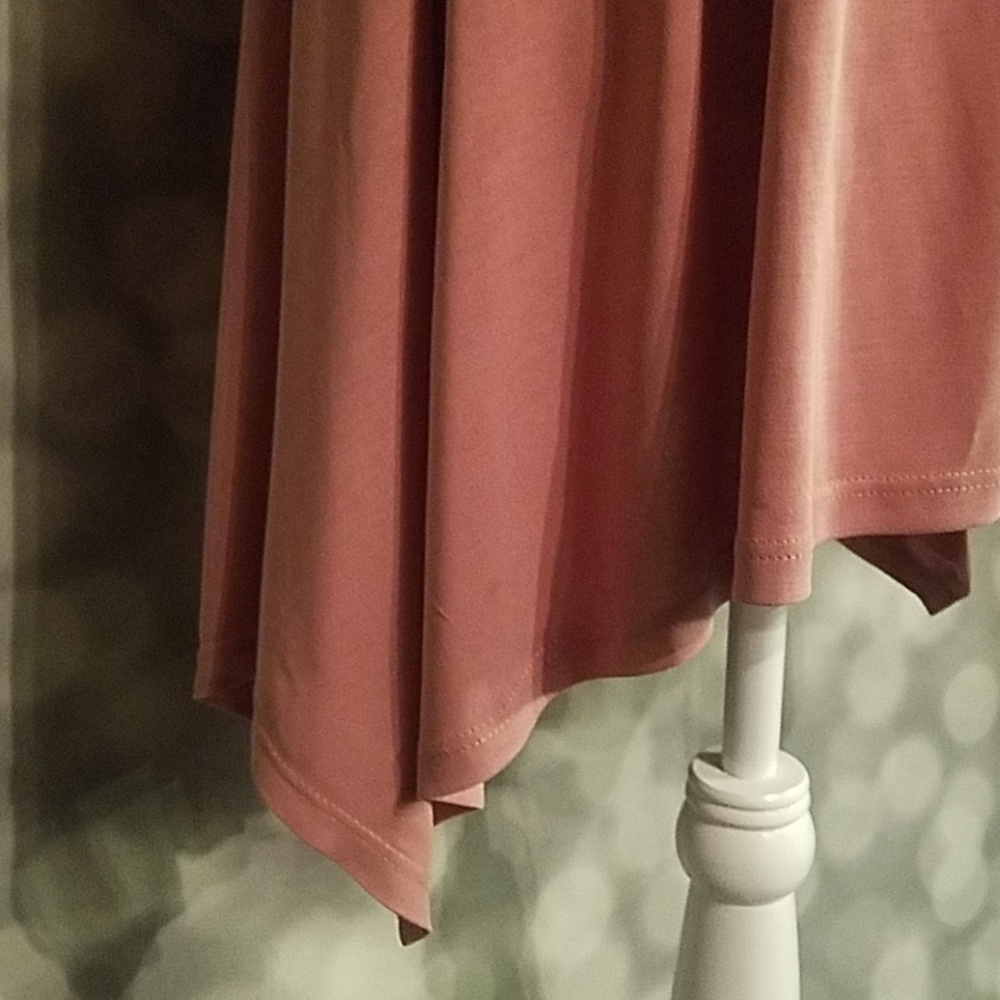 BARE ANTHOLOGY (CHERISH) Sleeveless Tunic - Picture 3 of 5